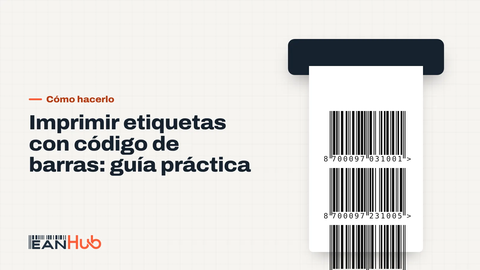 Impresora térmica sacando un rollo de etiquetas con códigos de barras EAN-13